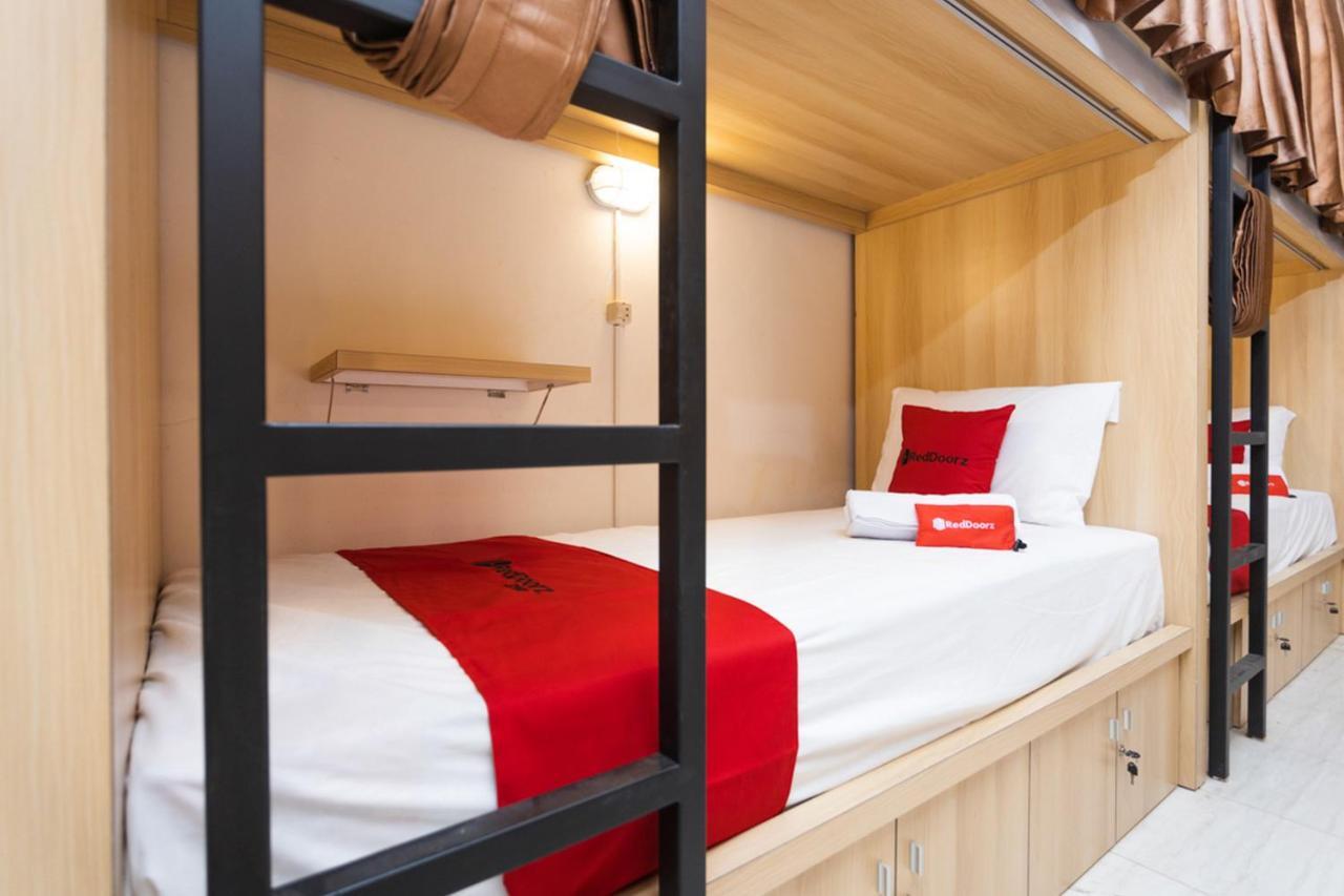 Reddoorz Hostel @ Malang City Center 2 Екстер'єр фото