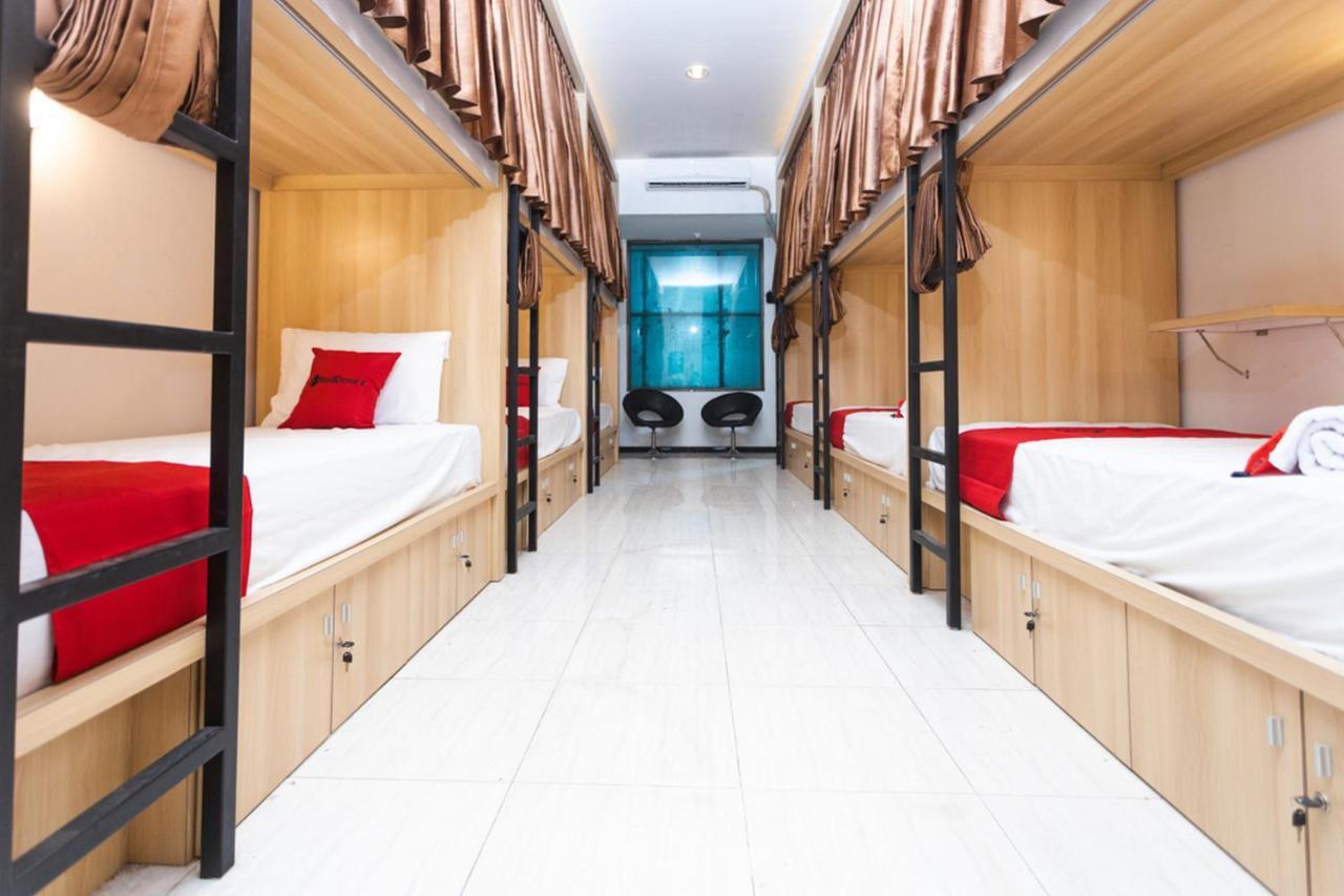 Reddoorz Hostel @ Malang City Center 2 Екстер'єр фото